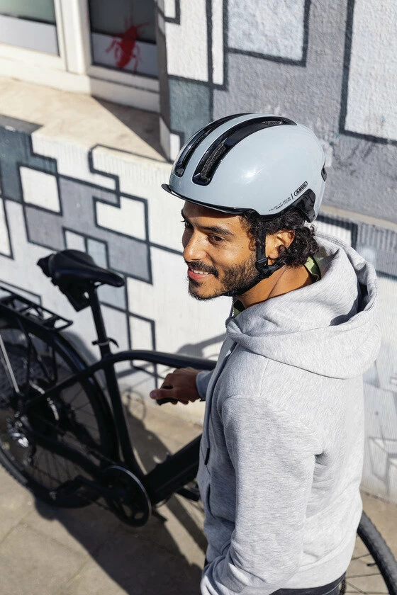 Kask rowerowy Abus HUD-Y Gleam Silver