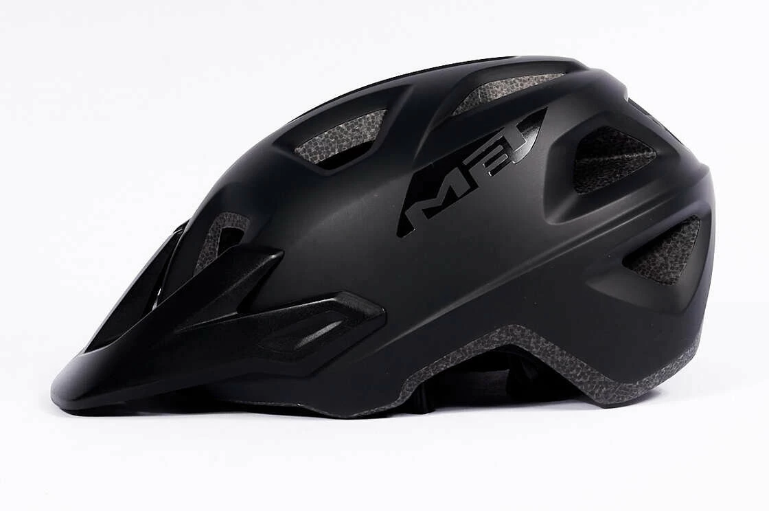 Kask rowerowy MET Echo Black