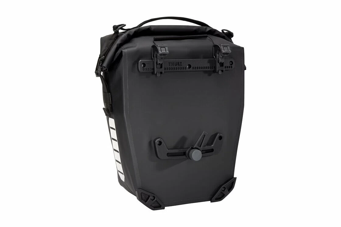 Pojedyncza sakwa rowerowa Thule Shield 22L czarna