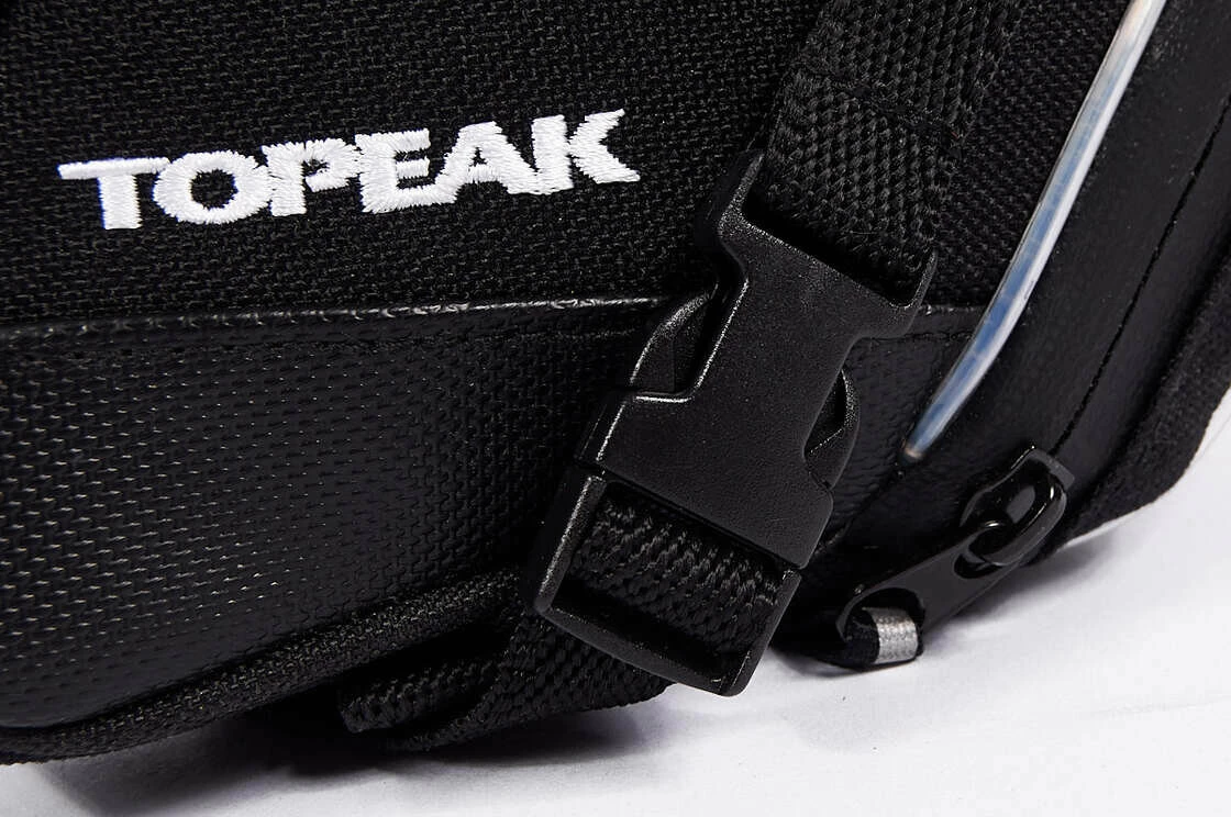 Sakwa podsiodłowa Topeak Aero Wedge Pack iGlow